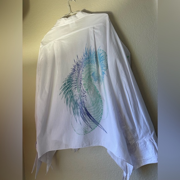 whimsical men’s white collared button down 👏🏻🌈😍🌹✨ - Picture 3 of 4